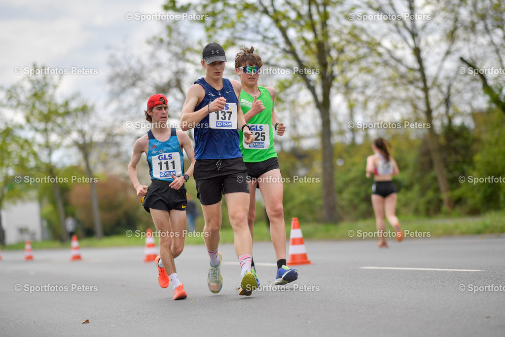 _KP19672_1 | 13.04.2025, xkaix, Leichtathletik Deutsche Meisterschaft 2025, Straßengehen v.l.  - Realisiert mit Pictrs.com