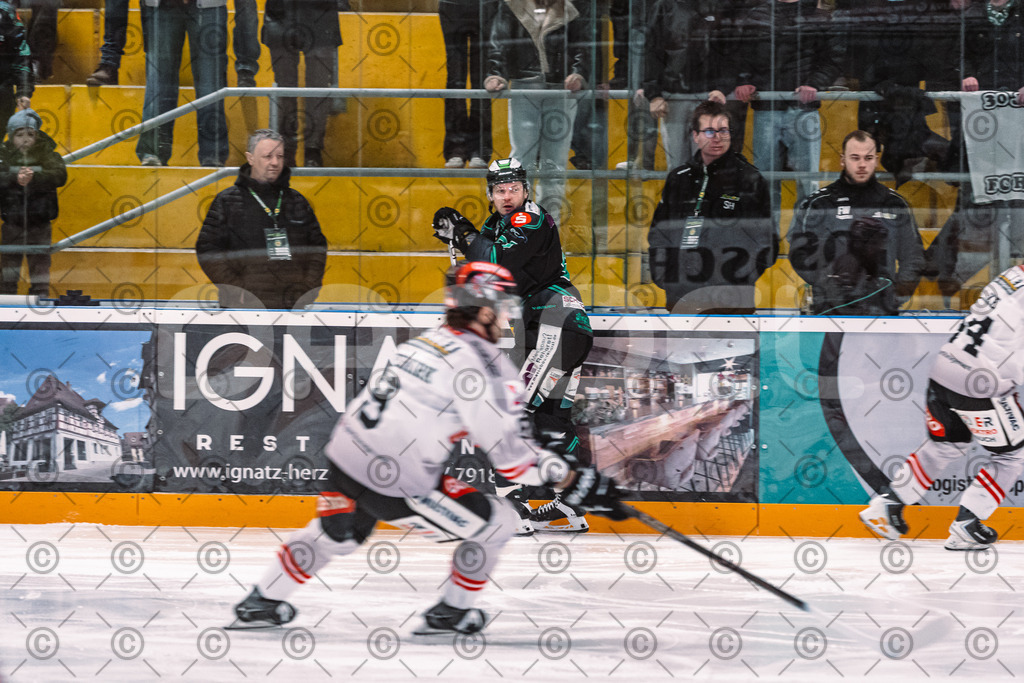 Alligators_vs_Memmingen_05_12_2025-050 | Höchstadt Alligators Fotogalerie: Eishockey-Action aus Franken. Professionelle Spielfotos, Portraits & Stadionbilder zum Download. Jetzt entdecken! - Realisiert mit Pictrs.com