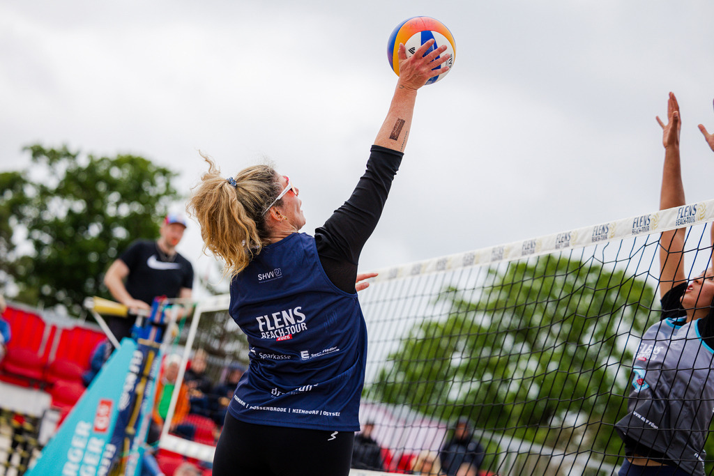 Beachvolleyball I Saison 2026 I FLENS Beach-Tour I 4. Turnier I Niendorf | Jasper Lorenz Fotografie - Realisiert mit Pictrs.com