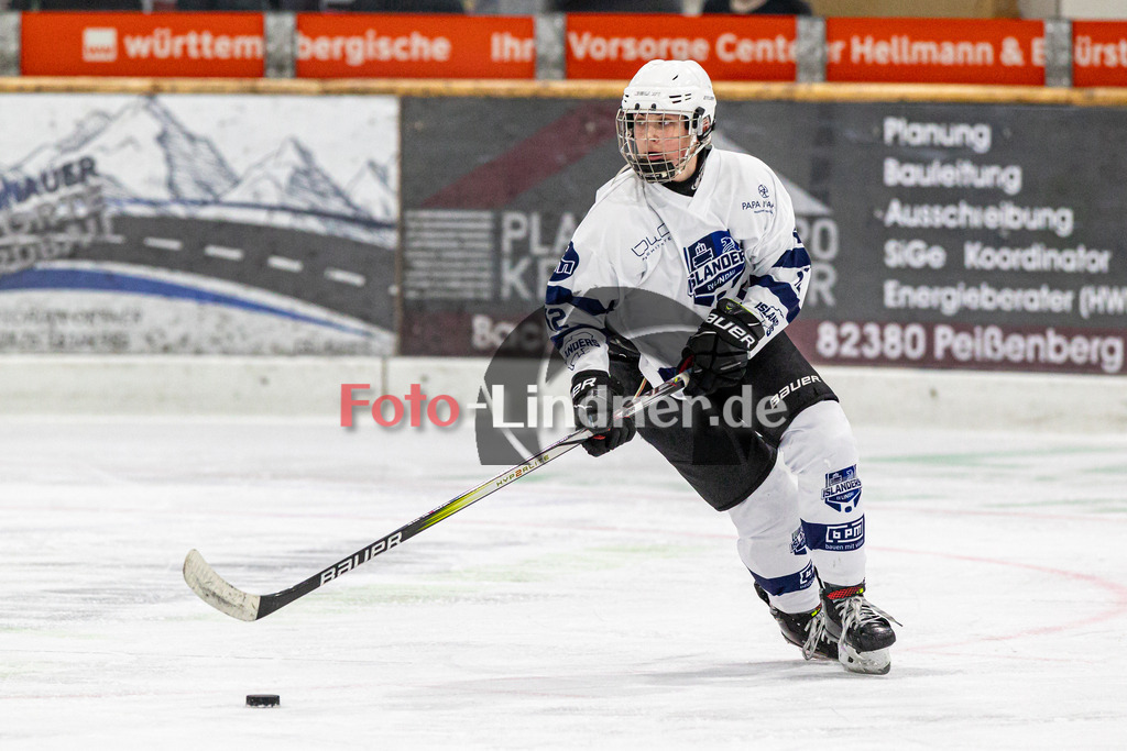 TSV Peißenberg Miners vs EV Lindau | Eishockey BEV U15 Landesliga 2023/2024, TSV Peißenberg Miners vs EV Lindau,
,
2024-03-02 in Peiting (Eisstadion)

Copyright: WolfgangxLindner