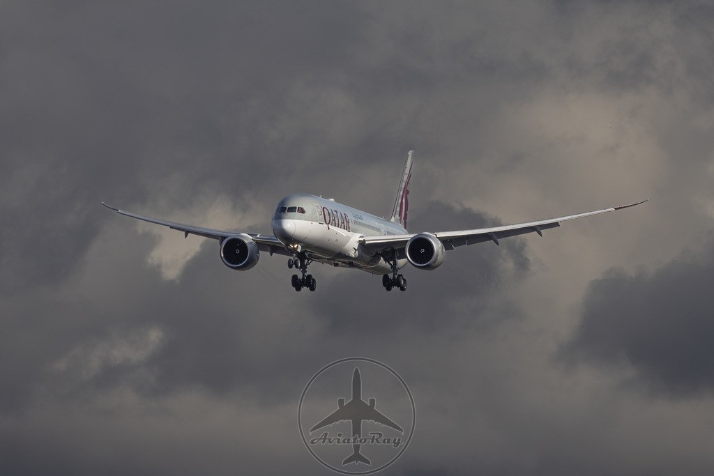 QR60-B788-A7-BCD-MUC-DOH-20240213 | Browse breathtaking aviation photography and order high-quality prints from AviatoRay's gallery. Perfect for enthusiasts and collectors. - Realisiert mit Pictrs.com