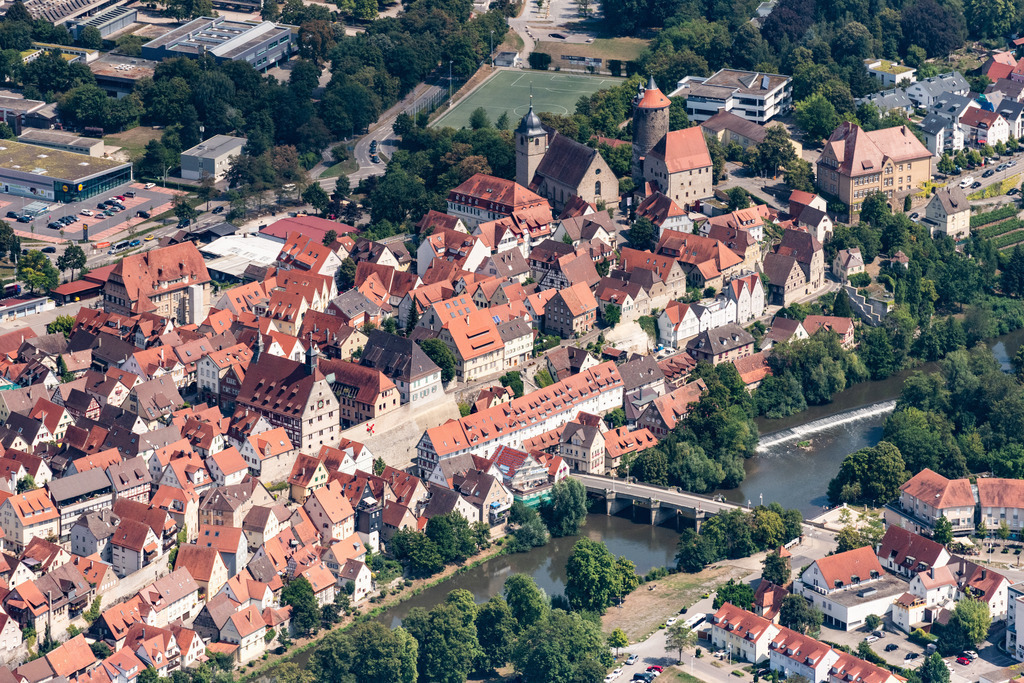 dr__0015731.jpg | BESIGHEIM 03.08.2018 Altstadtbereich und Innenstadtzentrum in Besigheim im Bundesland Baden-Württemberg, Deutschland. // Old Town area and city center in Besigheim in the state Baden-Wurttemberg, Germany. Foto: Daniel Reiter