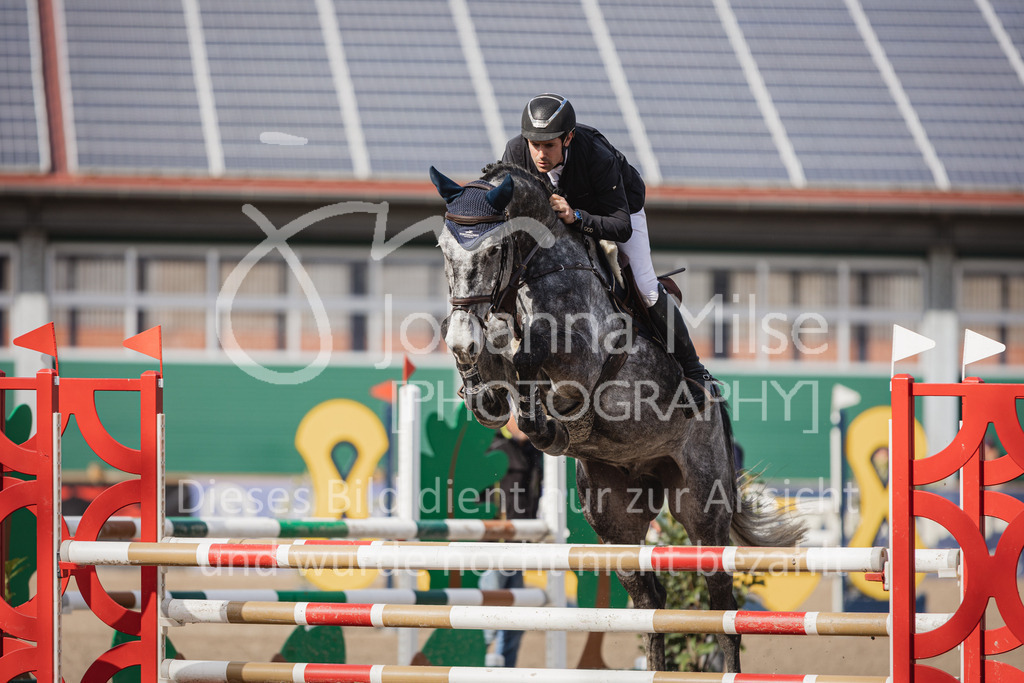 230411_Mühlen_04SprPf-L-409 | Deine schönsten Turniermomente als professionelle Fotos! Entdecke hochwertige Pferdesport-Fotografie im Online-Shop. Jetzt Fotos finden & bestellen!