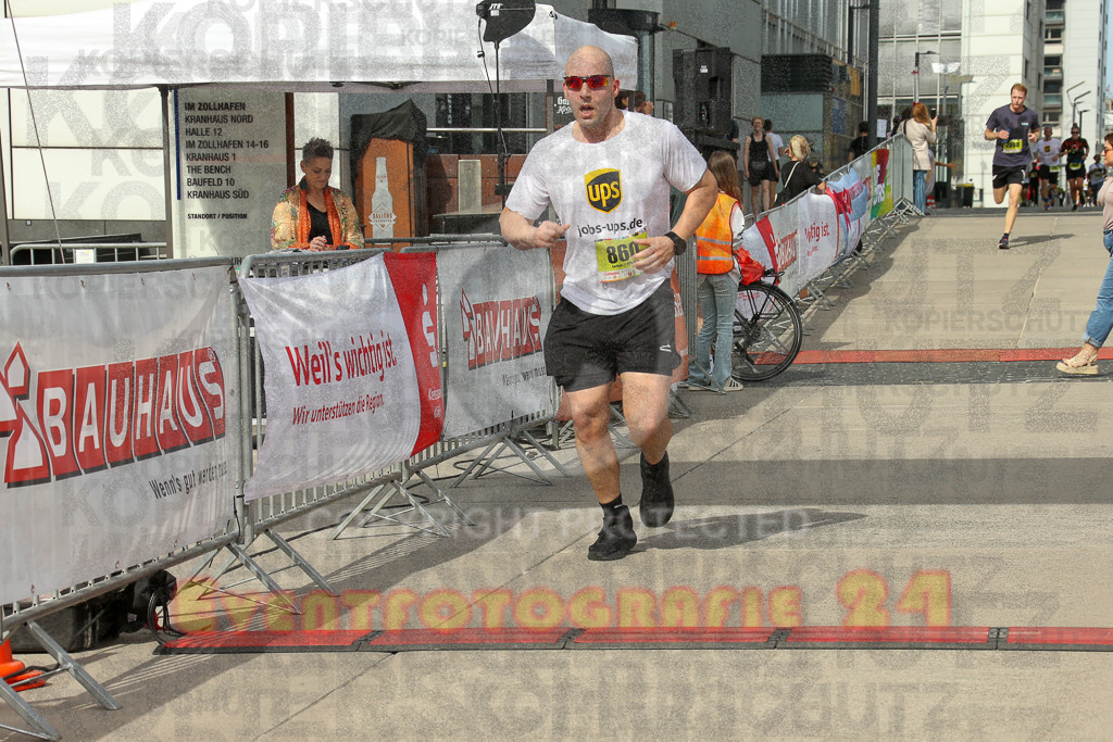 250920_1326_EX1_4628 | Sportfotografie im Rhein-Sieg Kreis, Köln, Bonn, NRW, Rheinland Pfalz, Hessen, etc. Unser Tätigkeitsfeld umfasst den Laufsport vom Volkslauf über den Marathon, Duathlon, Triathon bis zum Ultralauf wie Kölnpfad Ultra oder Schindertrail.