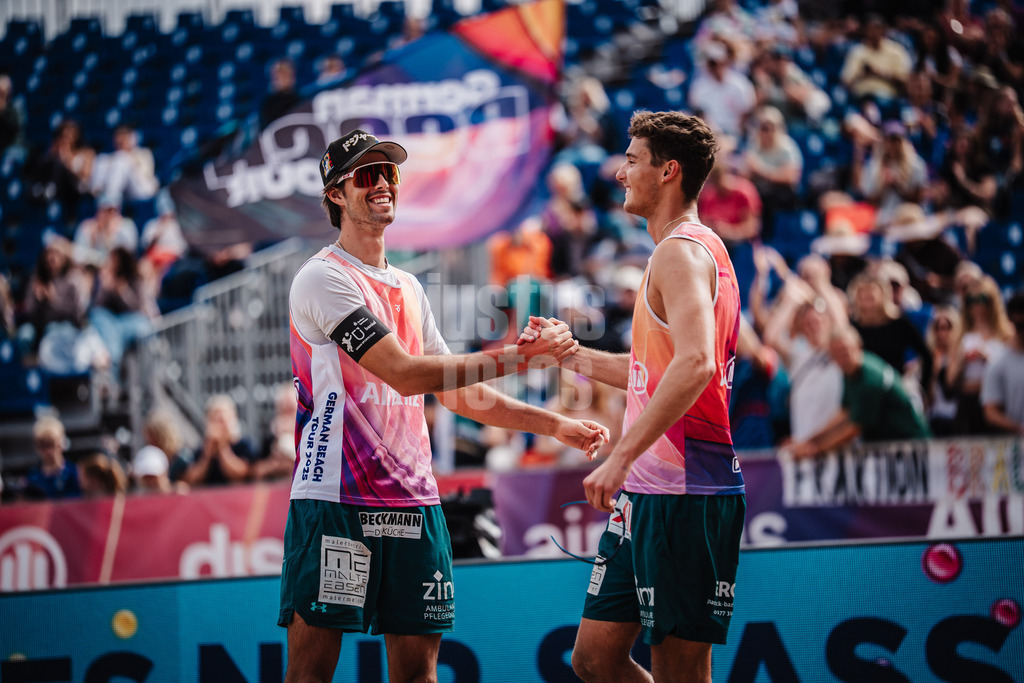 Beachvolleyball | Männer | Deutsche Meisterschaften 2025 Timmendorfer Strand | 05.09.2025 | v.l. Niklas Held und Hennes Nissen