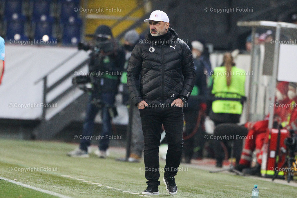 A_LUI_20220317_0018 | SPORT FUSSBALL UEFA EUROPA CONFERENCE LEAGUE LASK VS SLAVIA PRAG

IM BILD: head coach Jindrich Trpisovsky (Slavia)

FOTO:FOTOLUI/UW