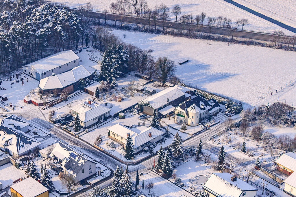Luftbild: Industriestraße im Winter bei Schnee in Rheinzabern im Bundesland Rheinland-Pfalz in Deutschland. Foto: IMG_24059.jpg vom 27.01.2010 durch Werner Riehm/FLY-FOTO.de