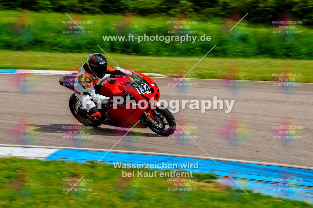 MotoTeam-9252 | Hier findet Ihr Bilder von Touristenfahrten auf der Nürburgring Nordschleife oder von anderen Veranstaltungen die ich besucht habe. Viel Spass beim Durch Schauen 
