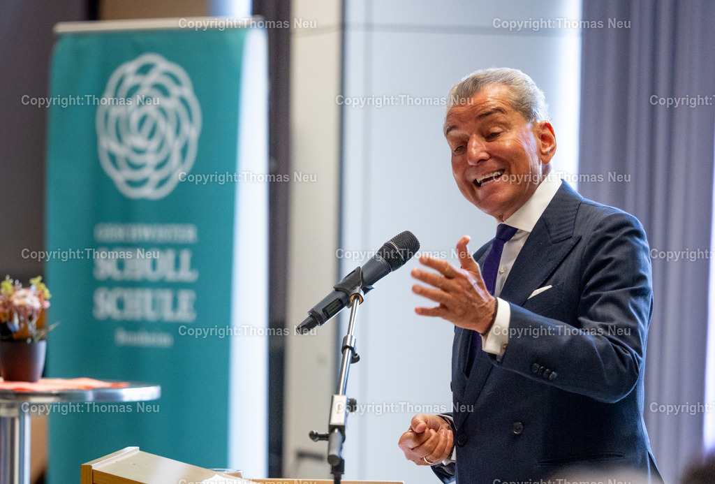 Michel_Friedmann_GSS_Fotografie-Thomas-Neu-35 | Bensheim, 17. Scholl-Forum mit Prof. Michel Friedman anlässlich des Geschwister-Scholl-Gedenktages 2026,Bild: Thomas Neu