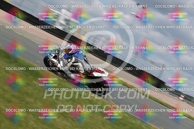 2016-07-01-PBK-2210 | Sportfotografie; SlowMotion; Video; Rennstrecke; Hafeneger; RSE; Speer; Trackday; Motorsportarena; Hockenheimring; Brno; Most; Barcelona; Valencia, Benny; Kaetzmer;
