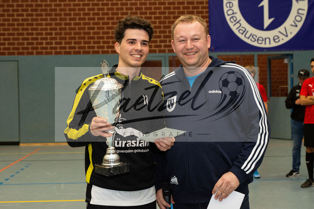 20200119_VGHCUP_0007 | Fußball, Herren:   beim 35. Schledehauser VGH-Cup am 19.01.2020 in der Waldsporthalle Schledehausen in Schledehausen, Deutschland.(Foto von Nico Paetzel) - Realisiert mit Pictrs.com