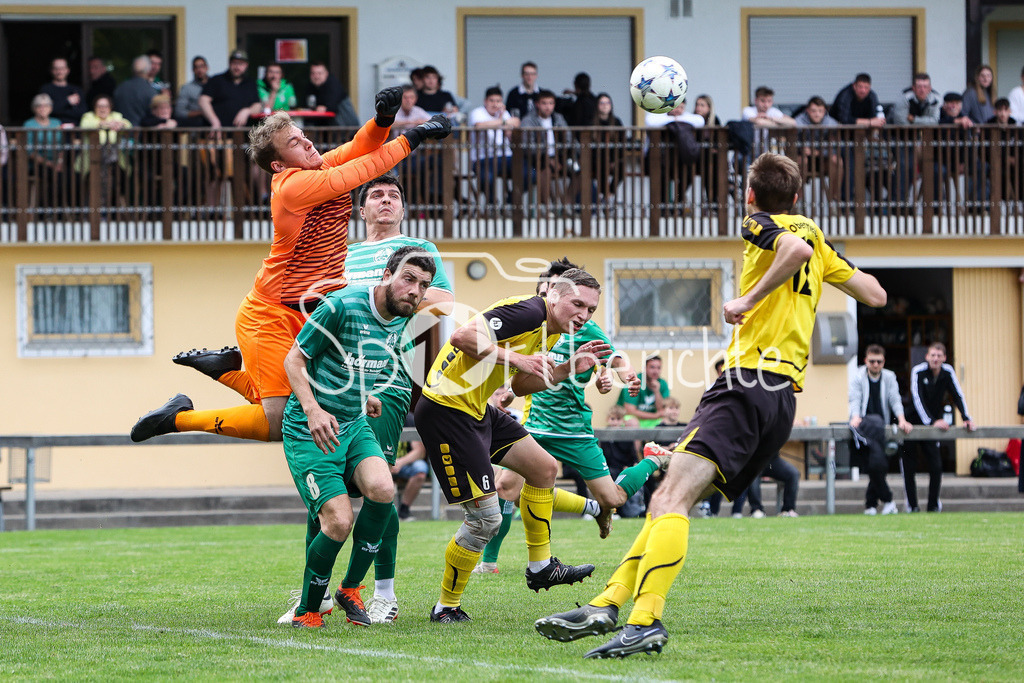 TSV Weilach - SV Obergriesbach | Professionelle Sportfotos aus den Bereichen Fußball, Eishockey, Handball und vieles mehr. Ob Sieg oder Niederlage