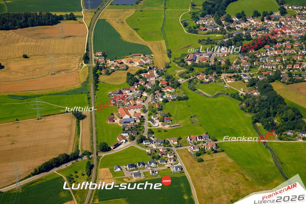 Das Luftbild zeigt : Paar Friedberg - Die Luftaufnahme wurde 2024 vom UL-Flugzeug aus erstellt ( keine Drohne ) - Hochauflösende Luftaufnahme - Für grossformatige Ausdrucke geeignet. Die Geschenkidee !Mit Lizenz und Bildrechte bestellbar