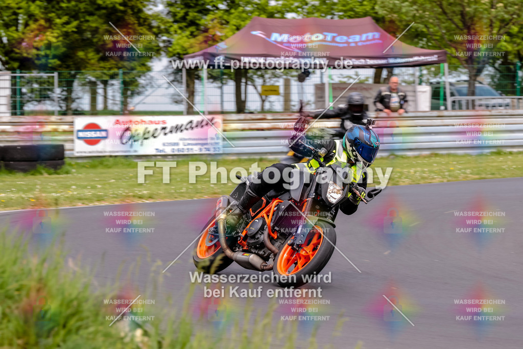 MotoTeamVBK-20871 | Hier findet Ihr Bilder von Touristenfahrten auf der Nürburgring Nordschleife oder von anderen Veranstaltungen die ich besucht habe. Viel Spass beim Durch Schauen 