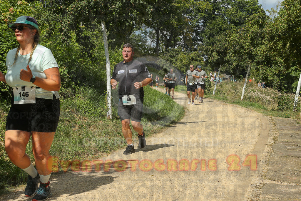 250824_1247_EX1_0509 | Sportfotografie im Rhein-Sieg Kreis, Köln, Bonn, NRW, Rheinland Pfalz, Hessen, etc. Unser Tätigkeitsfeld umfasst den Laufsport vom Volkslauf über den Marathon, Duathlon, Triathon bis zum Ultralauf wie Kölnpfad Ultra oder Schindertrail.