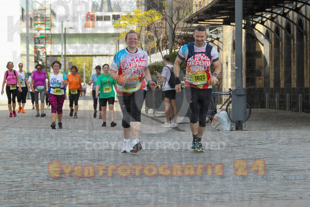 250920_1344_EV4_6565 | Sportfotografie im Rhein-Sieg Kreis, Köln, Bonn, NRW, Rheinland Pfalz, Hessen, etc. Unser Tätigkeitsfeld umfasst den Laufsport vom Volkslauf über den Marathon, Duathlon, Triathon bis zum Ultralauf wie Kölnpfad Ultra oder Schindertrail.