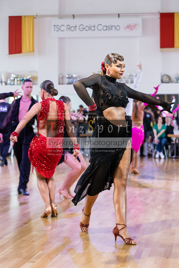 20240616_D-Cup-HGR-Latein_3046 | Tanzsportbilder, Standardtanz, Lateintanz, WDSF, DTV, LTVB, dancecomp, goc, hessen tanzt, blaues band der spree, walzer, tango, wiener walzer, slowfox, quickstepp, samba, rumba, cha-cha-cha, paso doble. jive, hd-kroft photography, turniertanzsport