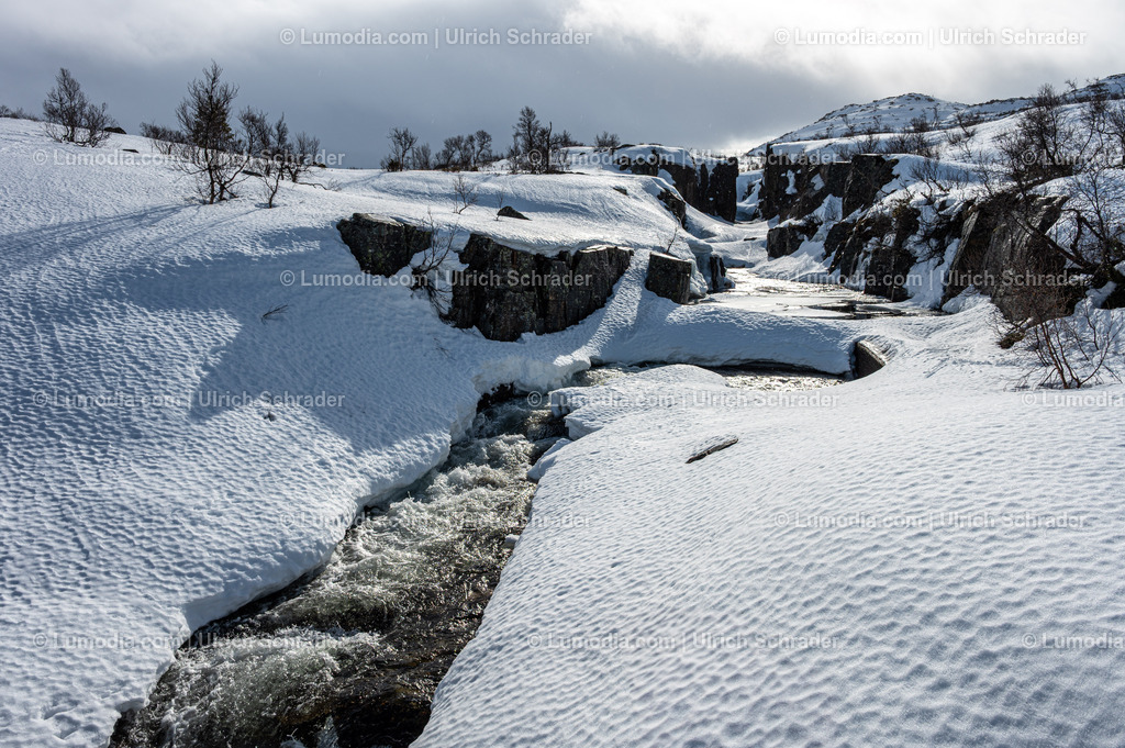 10047-10103 - Winterimpressionen in Norwegen | Stockfoto und Bilderpool mit Bildmaterial aus Deutschland, dem Harz, Halberstadt, Quedlinburg, Wernigerode und weltweit. Qualitativ hochwertige und professionelle Fotos anschauen und kaufen. - Realisiert mit Pictrs.com