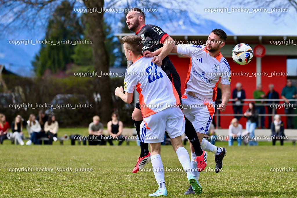 SV Rothenthurn vs. FC Dölsach | #22 Marcel Ferdinand Granegger FC Dölsach, #20 Andreas Allmayer SV Rothenthurn, #24 Pascal Obergantschnig FC Dölsach, SV Rothenthurn vs. FC Dölsach, SV Rothenthurn vs. FC Dölsach am 04.04.2026 in Rothenthurn (Sportplatz Rothenthurn), Austria, (Photo by Bernd Stefan)