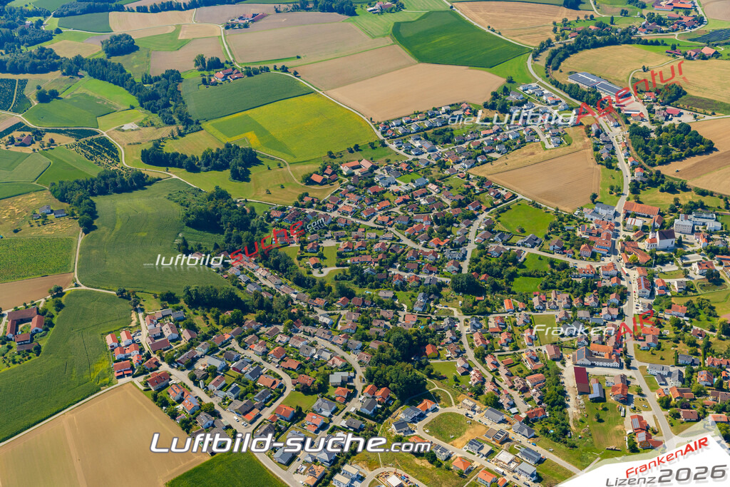 Luftaufnahme von Neukirchen am Inn Neuburg am Inn Bild- Das Luftbild wurde 2025 vom UL-Flugzeug heraus erstellt ( keine Drohne ) - Hochauflösende Luftaufnahme -Nicht vergleichbar mit Google Maps oder Satelittenbilder- Die Geschenkidee !Mit Lizenz und Bildrechte bestellbar