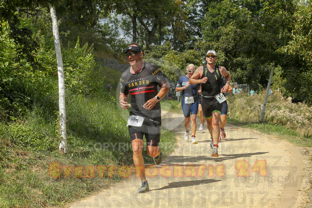 250824_1337_EX1_3022 | Sportfotografie im Rhein-Sieg Kreis, Köln, Bonn, NRW, Rheinland Pfalz, Hessen, etc. Unser Tätigkeitsfeld umfasst den Laufsport vom Volkslauf über den Marathon, Duathlon, Triathon bis zum Ultralauf wie Kölnpfad Ultra oder Schindertrail.