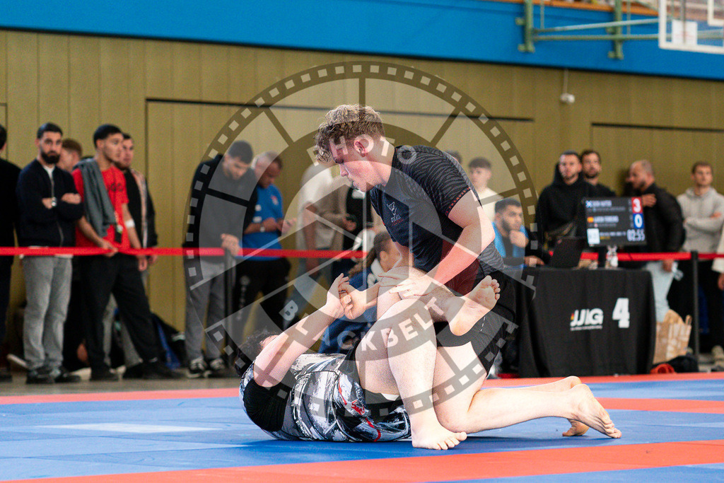 20250510PBB2534 | Athletes compete during the JJLG Berlin Open Jiu-Jitsu Championship on May 10, 2025 in Berlin, Germany. © Chiara Dazi / photoblackbelt
