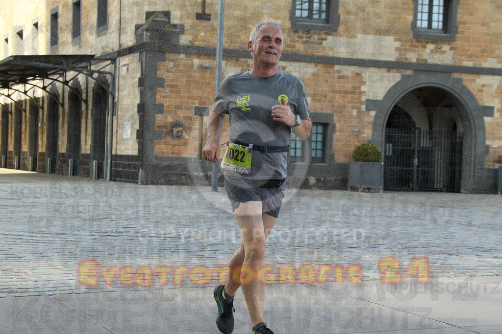 250920_1454_EV4_7474 | Sportfotografie im Rhein-Sieg Kreis, Köln, Bonn, NRW, Rheinland Pfalz, Hessen, etc. Unser Tätigkeitsfeld umfasst den Laufsport vom Volkslauf über den Marathon, Duathlon, Triathon bis zum Ultralauf wie Kölnpfad Ultra oder Schindertrail.