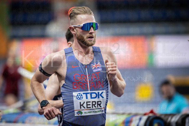 World Athletics Indoor Championships Kujawy Pomorze 26, 21.03.2026 | TORUN, POLAND - MARCH 21:  Josh KERR (GBR) competes in the men's 3000m during the World Athletics Indoor Championships Kujawy Pomorze 26 on day 2 / session 2 at Kujawsko-Pomorska Arena Torun on March 21, 2026 in Torun, Poland. 
