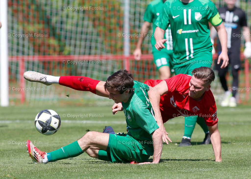 A_LUI_190425_10 | SPORT FUSSBALL LL.OST ASKOE OEDT 1B-SC HOERSCHING 19.4.2025 IM BILD: MICHAEL LEONHARTSBERGER (OEDT1B) UND SAMUEL DIESENREITHER (HOERSCHING) FOTO:FOTOLUI