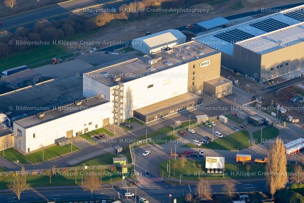 Luftbilder Nettetal-8032 | Luftbildfotografie Lebensmittel- Hersteller der BRATA Produktions- und Vertriebsgesellschaft KG in Nettetal im Bundesland Nordrhein-Westfalen, Deutschland - Realisiert mit Pictrs.com