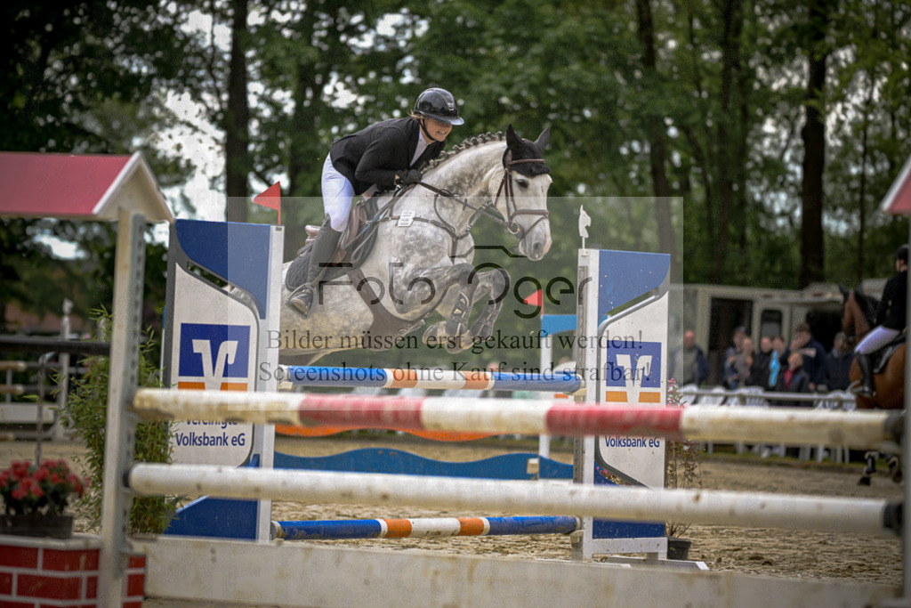 20240505-DOS_8156 | Entdecke hochwertige Reitturnierfotos von Foto Oger. Professionell, emotional und authentisch – jetzt Lieblingsmomente im Shop bestellen.Deutschlandweite Turnierfotografie. - Realisiert mit Pictrs.com