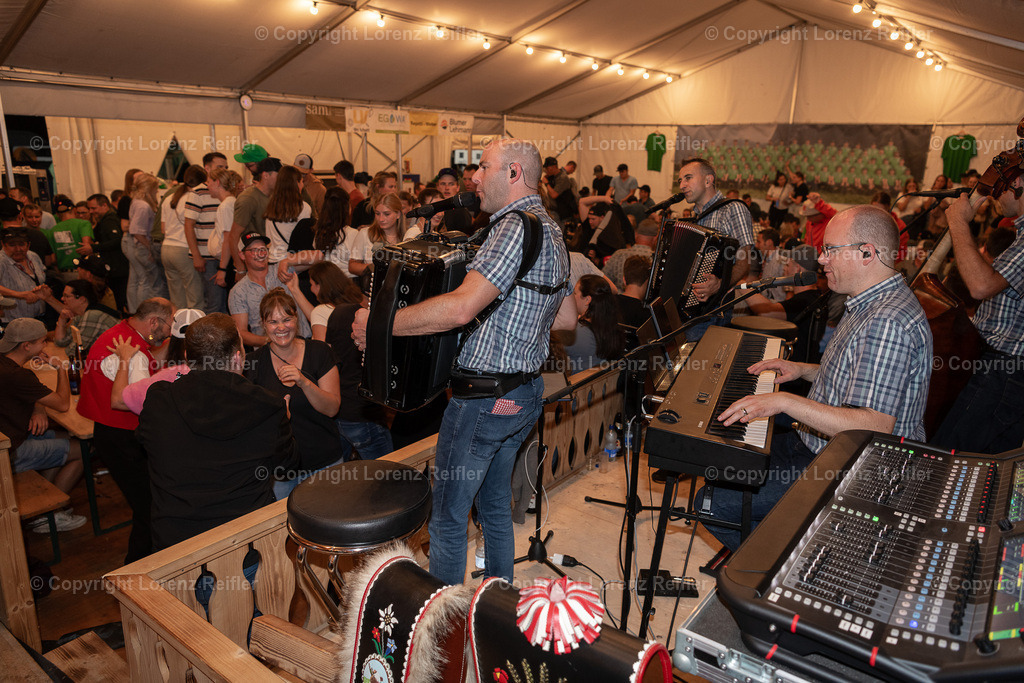 Schwingen -  ESAF Freitag NOS Festhütte 2025 | Mollis, 29.8.25, Schwingen - ESAF Freitag NOS Festhütte.