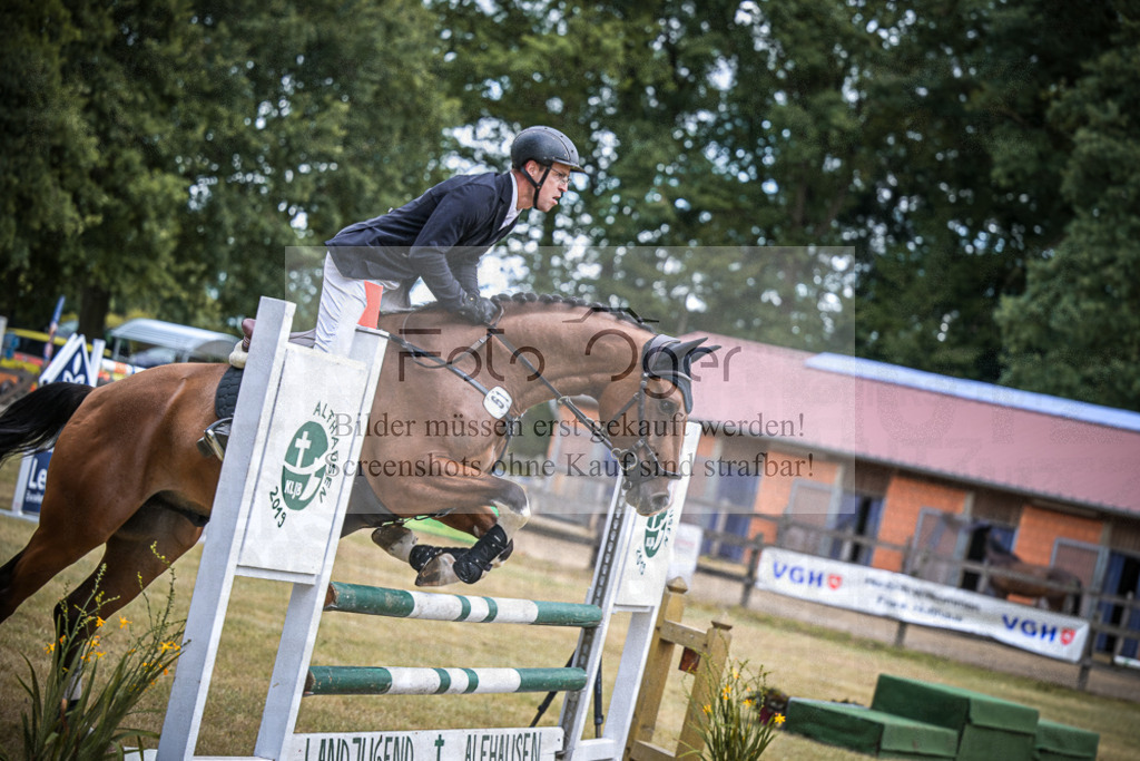 DOS_0384 | Entdecke hochwertige Reitturnierfotos von Foto Oger. Professionell, emotional und authentisch – jetzt Lieblingsmomente im Shop bestellen.Deutschlandweite Turnierfotografie. - Realisiert mit Pictrs.com