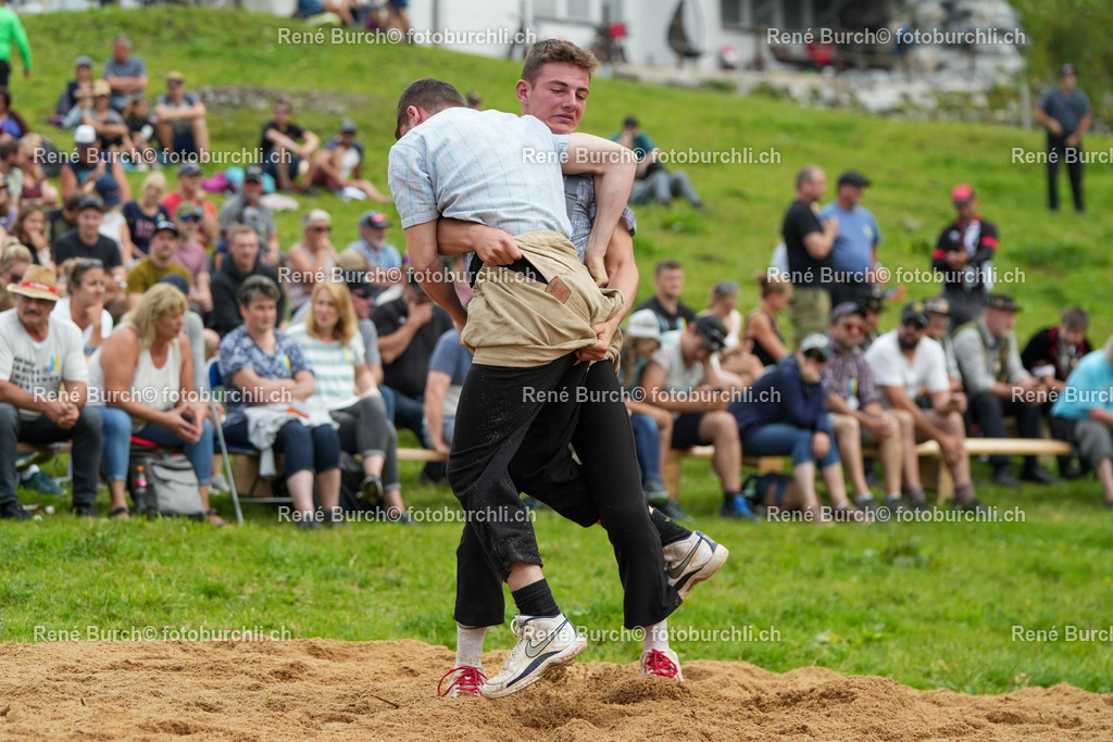 RB_04223-34 | René Burch leidenschaftlicher Fotograf aus Kerns in Obwalden.  Hier finden sie Sport, Landschaft und Natur Fotografie.
 - Realisiert mit Pictrs.com