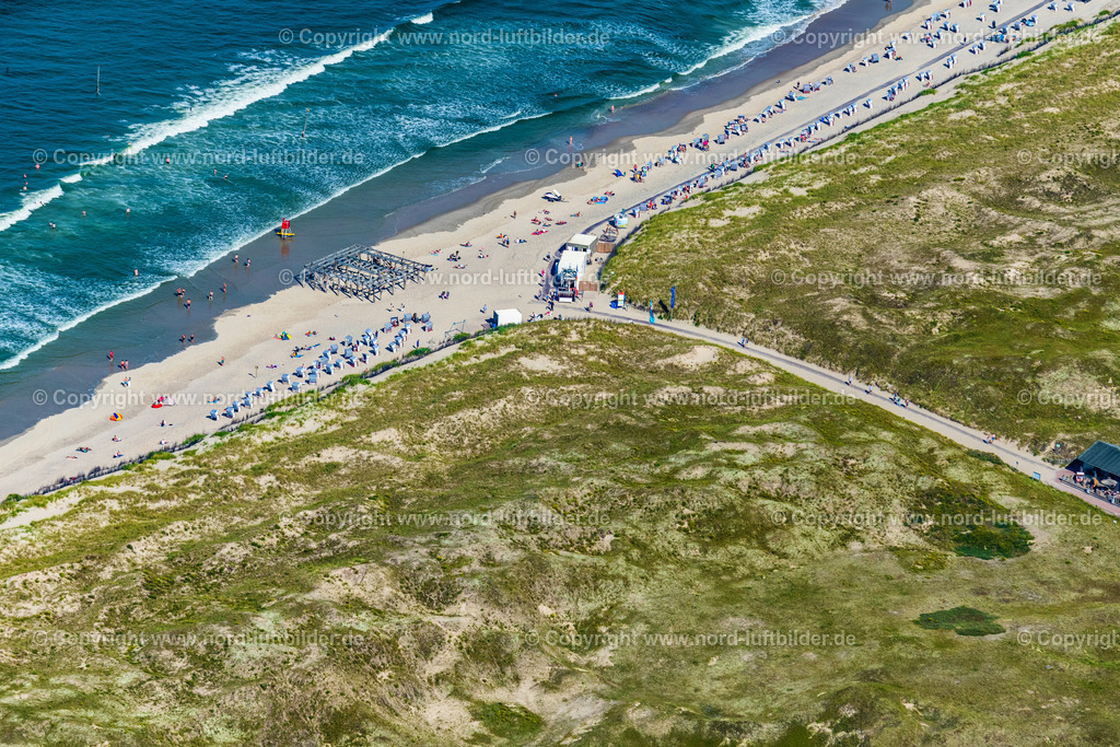 Norderney_Strand_Standkörbe_Bernachtungsstrandkörbe_ELS_8132050923 | NORDERNEY 05.09.2023 Sandstrand- mit Strandkörben am Nordstrand auf der Insel Norderney im Bundesland Niedersachsen, Deutschland. // Sandy beach with beach chairs on the northern beach on the island of Norderney in the state of Lower Saxony, Germany. Foto: Martin Elsen