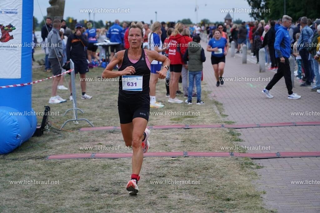 DSC05340 | Lichterlauf  - Realized with Pictrs.com