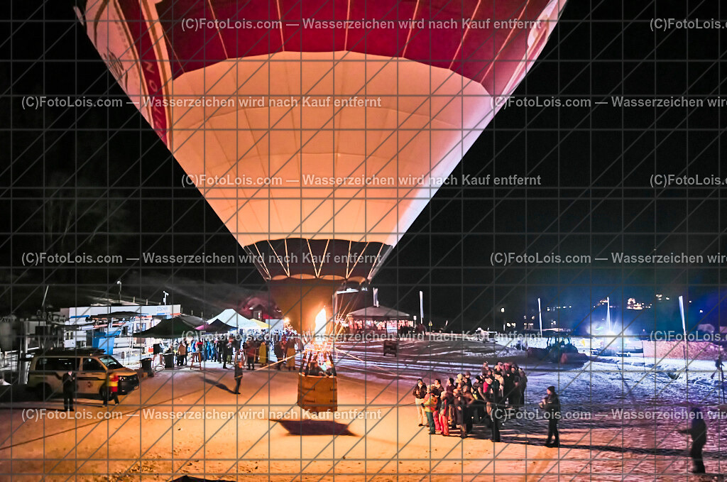 164693_Luftbild_Nacht der Ballone | NACHT DER BALLONE in Lackenhof am Ötscher, Sa 28. Dezember 2024.Mit einer Schauübung der Bergrettung Lackenhof, dem Ballonclub Ötscherland und den Gaminger Ötscherteufeln unter Zusammenarbeit mit der FF Lackenhof, dem Musikverein, dem Pensionistenverband, dem CampingClub, der Schirmbar, der Fuchswaldhütte und der Pizzeria Venezia, die für die Verköstigung sorgten, sowie der Ötscherliftgesellschaft, der Gemeinde Gaming und dem Ötscher-Tourismusverband unter der Leitung von Karla und Helmuth Prem.