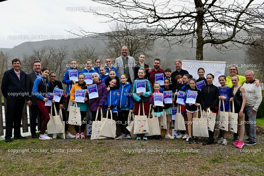 Ossiachersee Pirouette ESC Steindorf 31.3.2024 | Ossiachersee Pirouette ESC Steindorf 31.3.2024, Ossiachersee Pirouette ESC Steindorf am 31.03.2024 in Steindorf (Ossiachersee Halle), Austria, (Photo by Bernd Stefan)