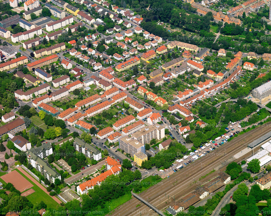 2739590 | Online-Shop für Luftbilder aus Deutschland. Seit über 45 Jahren baut Gerhard Launer das Luftbildarchiv mit unterschiedlichsten Themen stetig weiter aus.