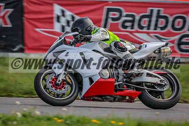 pubi7718 | Professionelle Fotos von Sportveranstaltungen, aber auch Hochzeiten und anderen Events. - Realisiert mit Pictrs.com