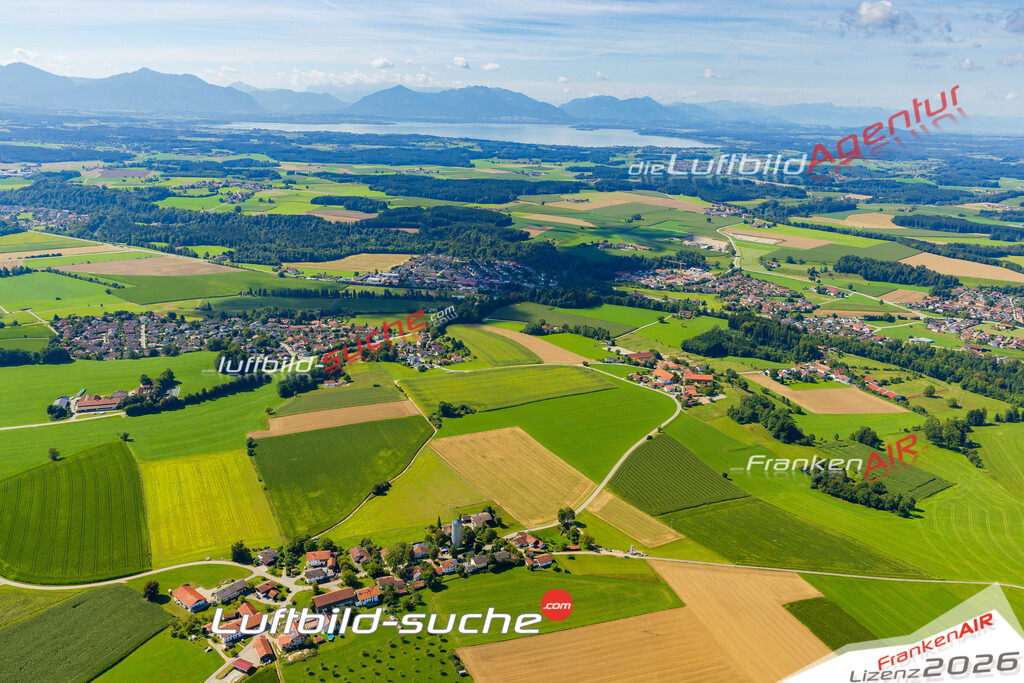 Geschenkidee Pirach bei Trostberg -Die Luftbildaufnahme wurde 2025 vom UL-Flugzeug heraus erstellt ( keine Drohne ) - Hochauflösende Luftaufnahme -Nicht vergleichbar mit Google Maps oder Satelittenbilder- Die Geschenkidee !Mit Lizenz und Bildrechte bestellbar