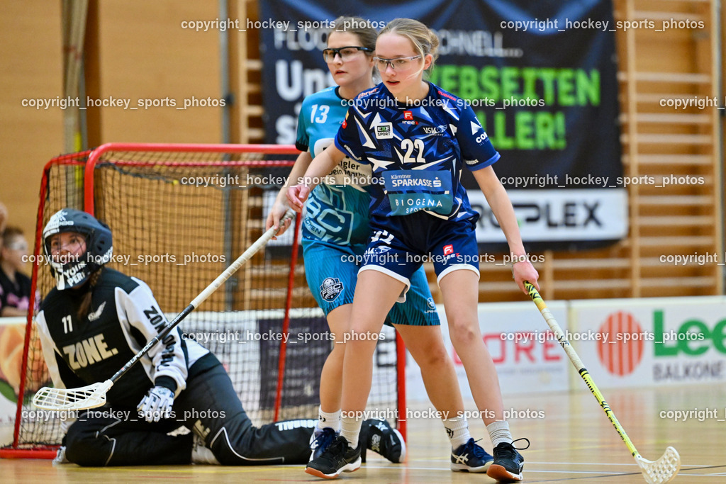VSV Unihockey Damen vs. FCB München | #1 Hannah Maria Kofler VSV Unihockey, #22 Robin Sonneveld VSV Unihockey, #13 Sophie Haushofer FCB München, VSV Unihockey Damen vs. FCB München, VSV Unihockey Damen vs. FCB München am 24.01.2026 in Villach (Ballspielhalle St. Martin), Austria, (Photo by Bernd Stefan)