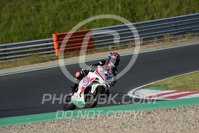 2025_05_13_PBK_22114 | Sportfotografie; SlowMotion; Video; Rennstrecke; Hafeneger; Speer; Racing; RSE; BMW; CBO; Trackday; Motorsportarena; Hockenheimring; Brno; Most; Barcelona; Valencia