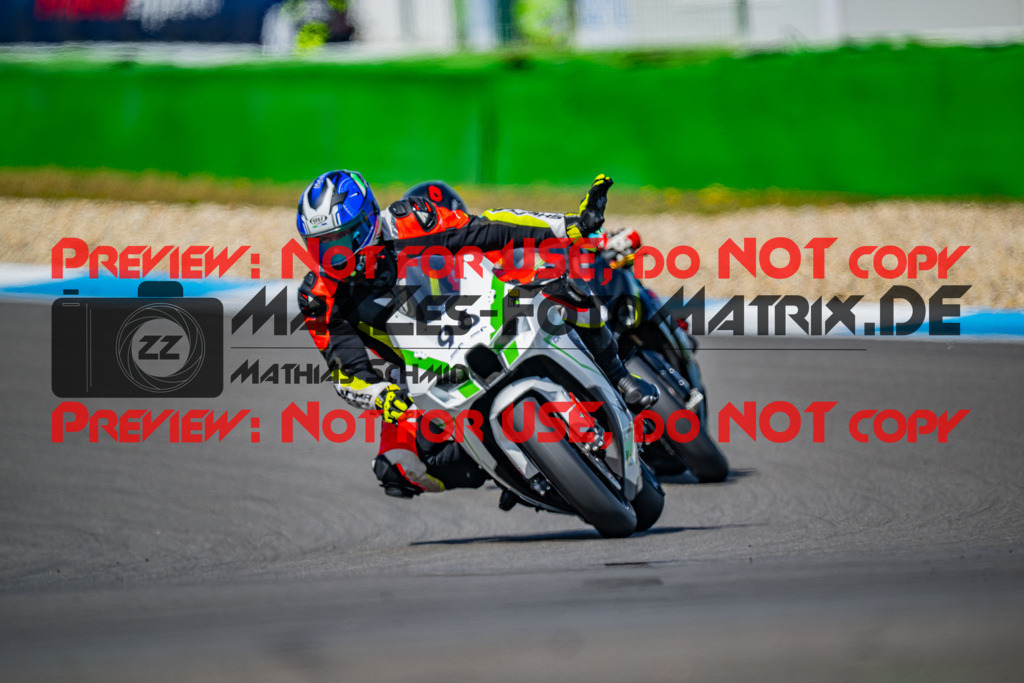 MaZZes_Fotomatrix_20260406_6007705_0324-2 | GELB