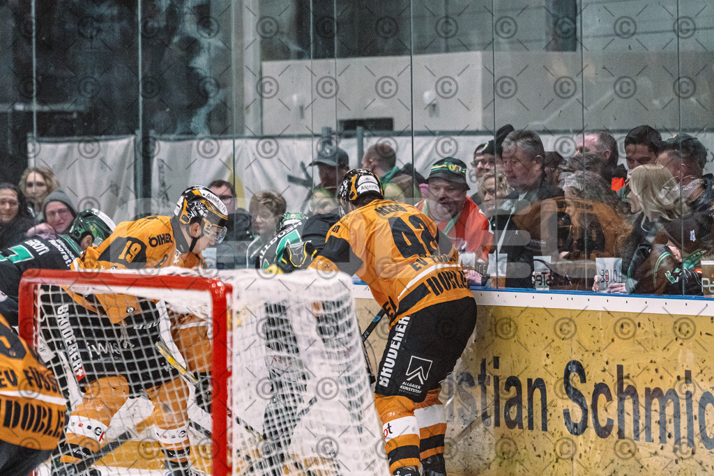 Alligators_vs_Fuessen_01_03_2026_PP-30 | Höchstadt Alligators Fotogalerie: Eishockey-Action aus Franken. Professionelle Spielfotos, Portraits & Stadionbilder zum Download. Jetzt entdecken! - Realisiert mit Pictrs.com