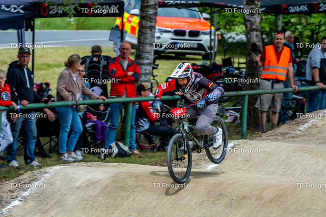 BayBMX2026-06120 | Fotogalerie von Thomas Dettweiler mit Eventbildern und lizenzfreien Fotos. Perfekt als Wandbild, für Büro, Website oder private Nutzung. - Realisiert mit Pictrs.com