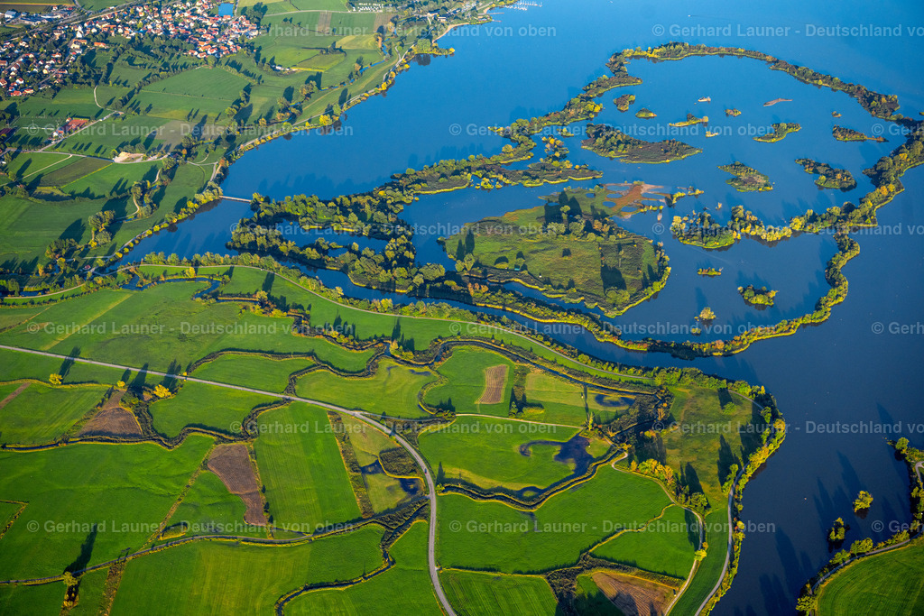 4051064 | MUHR AM SEE 03.09.2021 Uferbereiche der See- Insel und Vogelfreistätte Flachwasser- und Inselzone im " Altmühlsee " in Muhr am See im Bundesland Bayern, Deutschland. Weiterführende Informationen bei: NABU - Naturschutzbund Deutschland e.V.. // Lake Island " Altmuehlsee " in Muhr am See in the state Bavaria, Germany. Further information at: NABU - Naturschutzbund Deutschland e.V.. Foto: Gerhard Launer