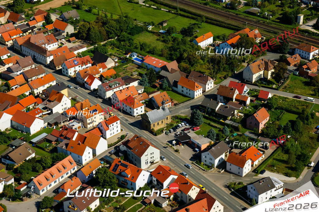 Die Luftaufnahme der Stadt Breitengüßbach wurde vom UL-Flugzeug heraus erstellt ( keine Drohne )- hohe Auflösung für beste Qualität