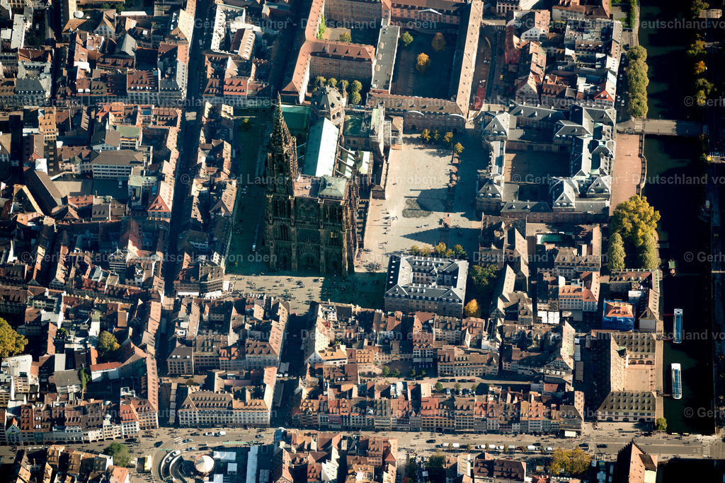 3704389 | Straßburger MünsterCathédrale Notre Dame de Strasbourg