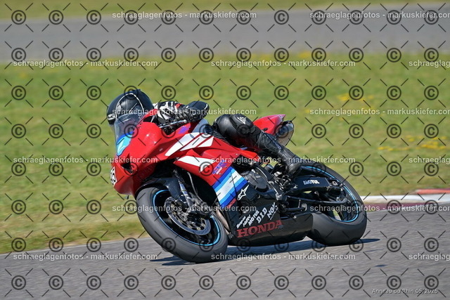 26BT01-1794 | 095 - Realisiert mit Pictrs.com